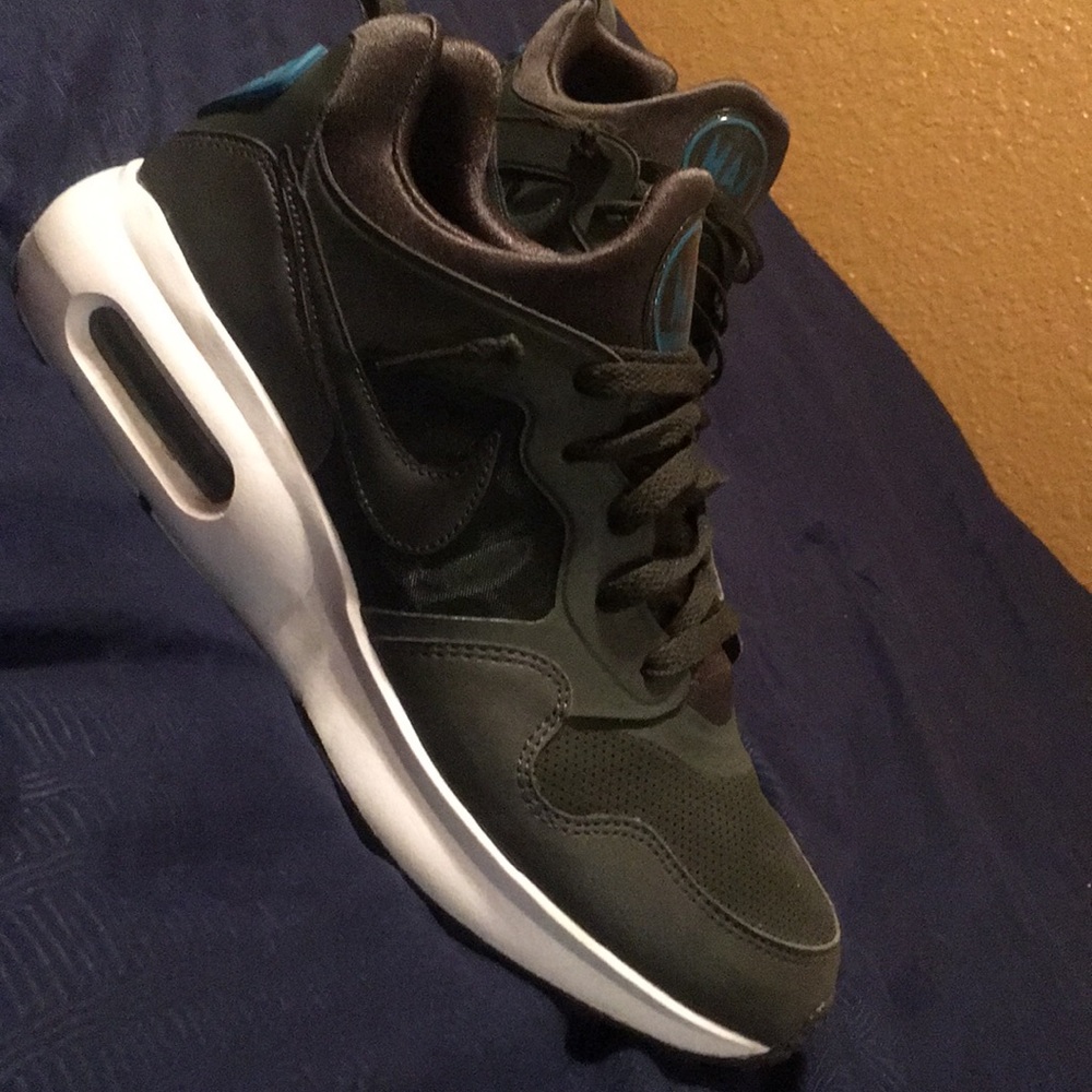 Nike sir max prime